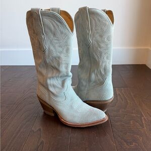 Idyllwind Charmed Life Light Blue Suede Western Cowboy Boots Round Top